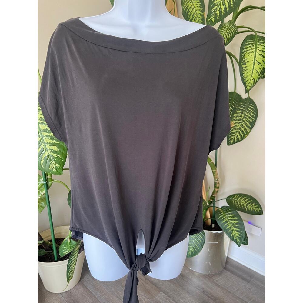 NWT Veronica M. Essentials Black Knotted V Neck Size M #